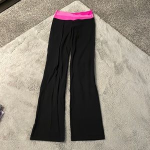 Lululemon pant. Size 6, tall.